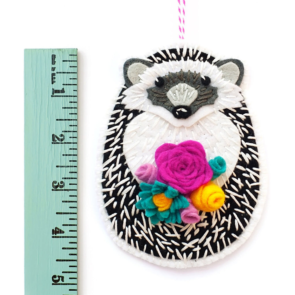Hedgehog Ornament Kit, Felt Ornament Kit, PDF Pattern, Woodland Animal, DIY Ornament Kit, Xmas Ornament, Wool felt Pattern, Hedgehog Pattern