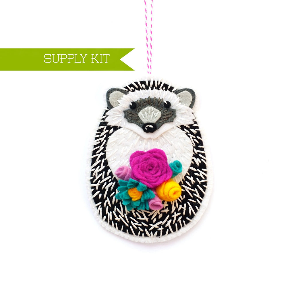 Hedgehog Ornament Kit, Felt Ornament Kit, PDF Pattern, Woodland Animal, DIY Ornament Kit, Xmas Ornament, Wool felt Pattern, Hedgehog Pattern