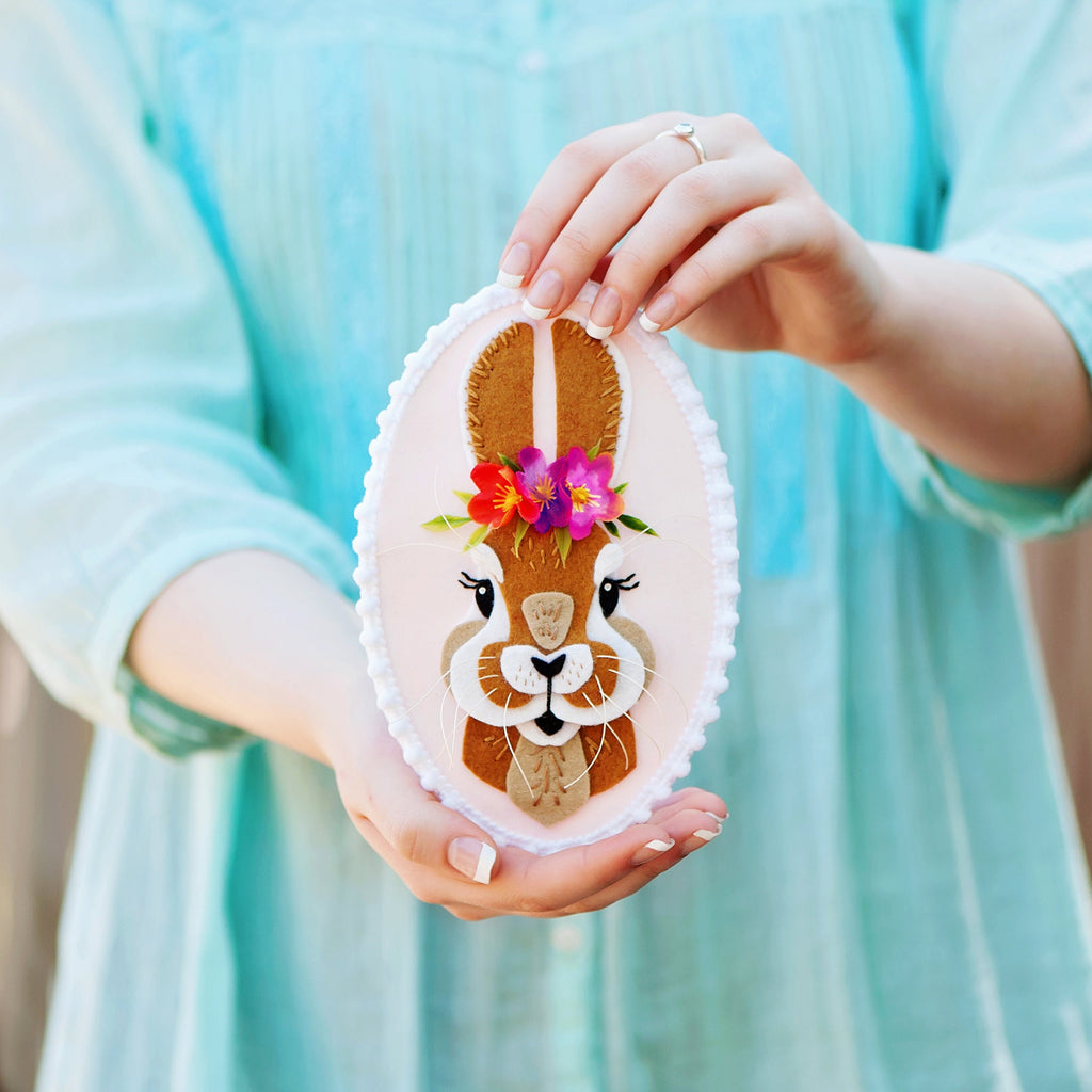 Felt Ornament Kit, Rabbit Ornament, Easter Ornament, Bunny Pattern, Easter Gift, Embroidery Pattern, Spring Embroidery, Nursery Decoration