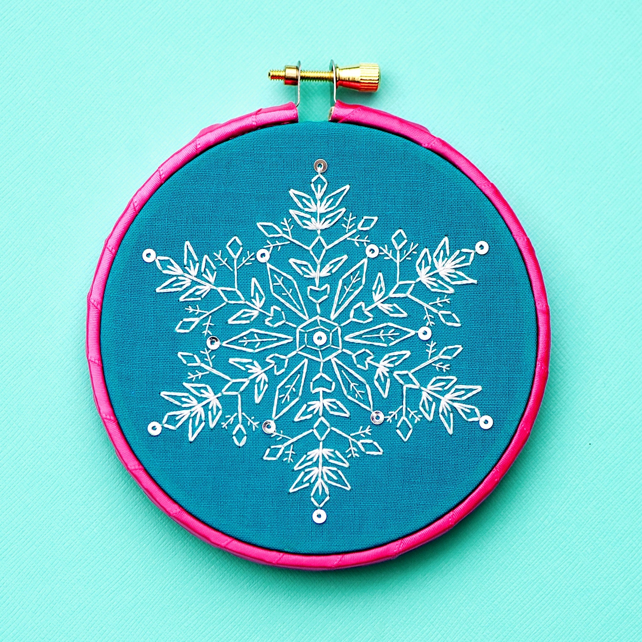 Jennifer's Little World blog - Parenting, craft and travel: Snowflake cross  stitch embroidery hoop design - free pattern, Cross Stitch Hoop
